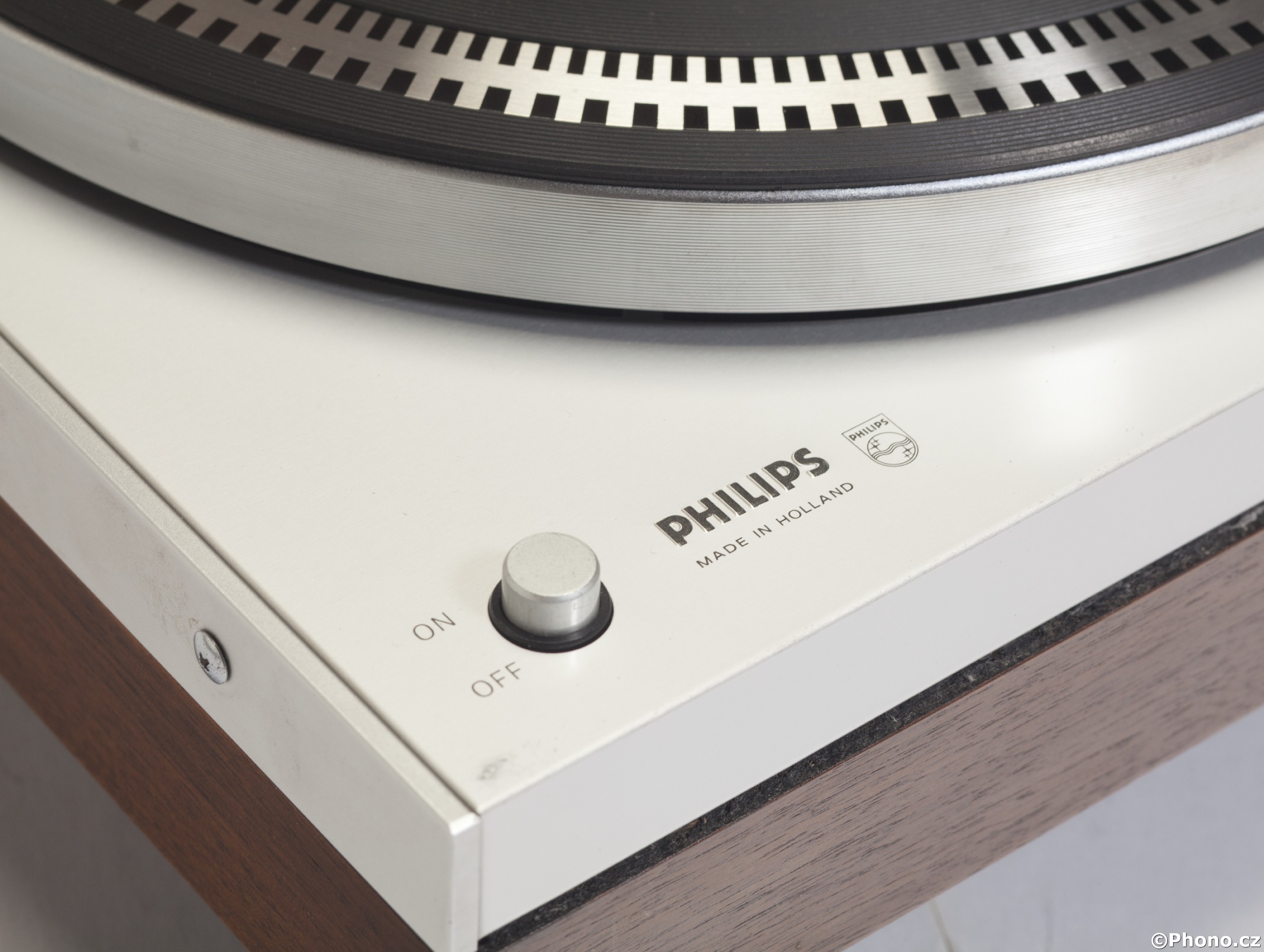 Philips 212 Electronic Turntable