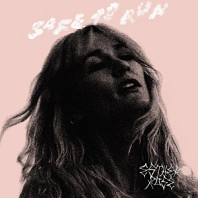 Esther Rose - Safe To Run