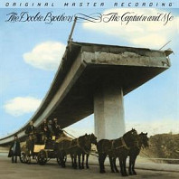 Doobie Brothers - The Captain and Me
