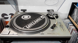 Technics - SL-1200MK2