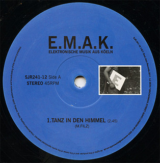 EMAK - Tanz In Den Himmel