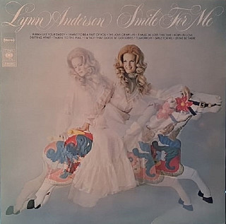 Lynn Anderson - Smile For Me