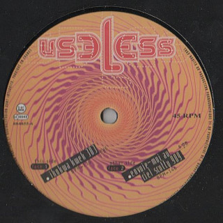 Useless - Ikokwa Kwek 303 / Envoie-Moi Au Ciel Scotty 909