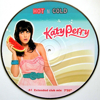 Katy Perry - Hot N Cold / I Kissed A Girl